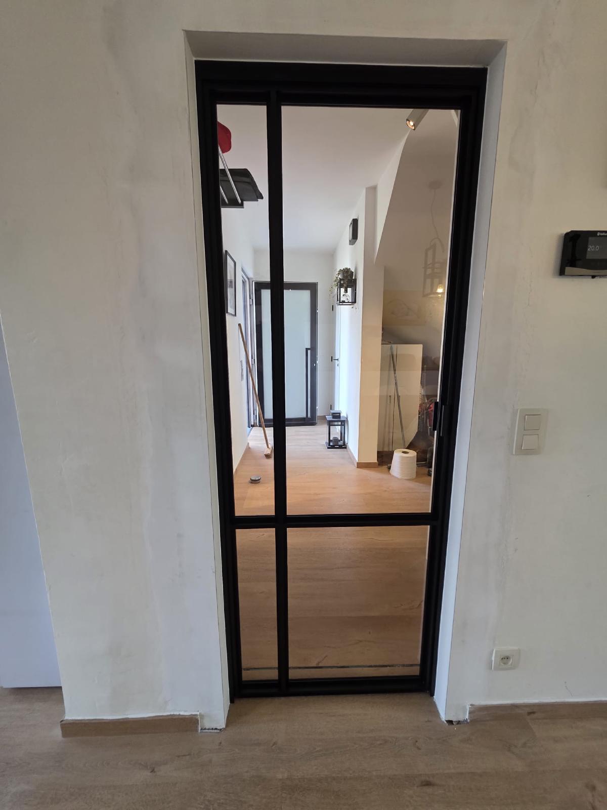 Project door Coman Construct - 1